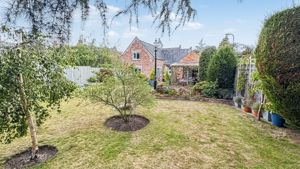 Photo 25- click for photo gallery